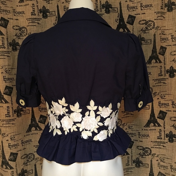 Anthro Elevenses Short Sleeve Floral Embroidered - Picture 4 of 8